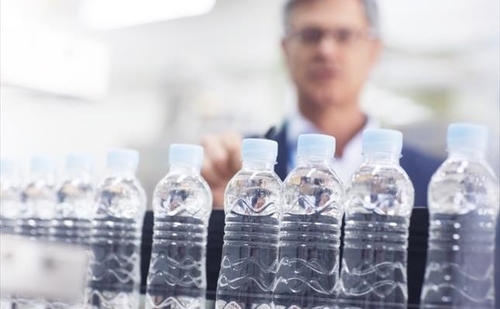 กรณี บริษัท ล่าสุดเกี่ยวกับ SABIC SOLUTIONS FOR FOOD & BEVERAGE PACKAGING: CAPS & CLOSURES การบรรจุอาหารและเครื่องดื่ม